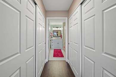 Beautifully updated and move-in ready condo in the heart of - photo 14