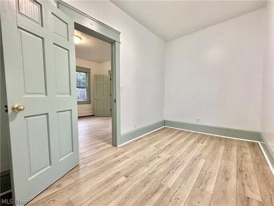 An absolutely stunning find just minutes away from Downtown - photo 16