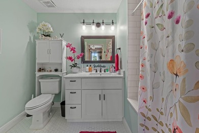 Beautifully updated and move-in ready condo in the heart of - photo 16