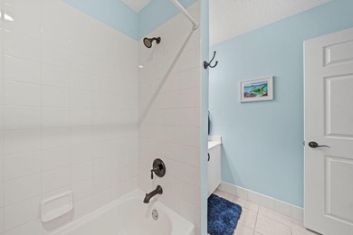 Beautifully updated and move-in ready condo in the heart of - photo 20