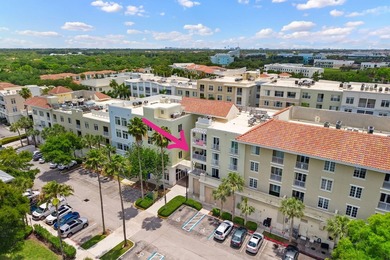 Beautifully updated and move-in ready condo in the heart of - photo 36