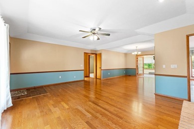Welcome home to this beautifully maintained 3 bedroom, 2 bath - photo 5