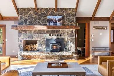 319 Skywood offers a rare combination of acreage, functional - photo 12