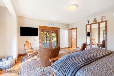319 Skywood offers a rare combination of acreage, functional - photo 23