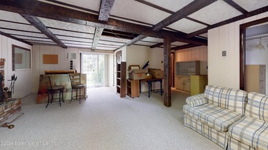 Charming detached home in the heart of Richmond Town, offering - photo 25