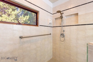 319 Skywood offers a rare combination of acreage, functional - photo 26