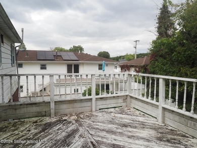 Charming detached home in the heart of Richmond Town, offering - photo 33