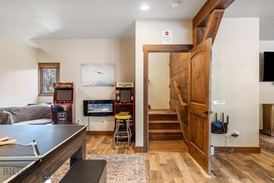 319 Skywood offers a rare combination of acreage, functional - photo 37