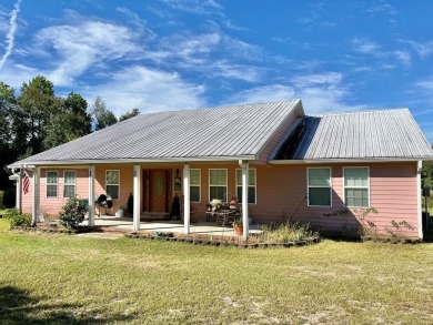 Lake Home For Sale in Lyons, Georgia