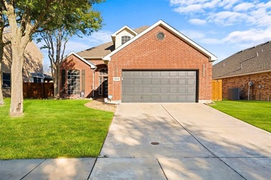 Joe Pool Lake Home For Sale in Grand Prairie Texas