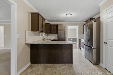 Spacious 5-Bedroom Home in Remington Subdivision Near Fort Bragg - photo 11