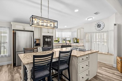 Seller is highly motivated and must sell this stunning - photo 11