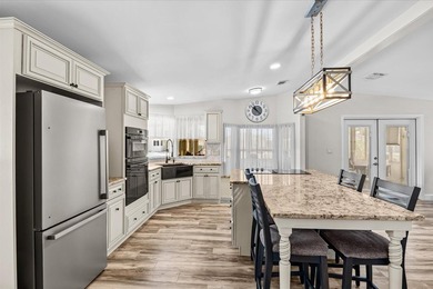 Seller is highly motivated and must sell this stunning - photo 12