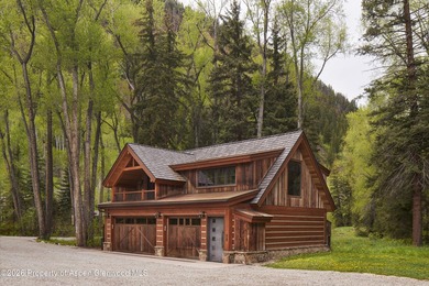 Set along the banks of picturesque Castle Creek, this remarkable - photo 15