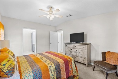 Seller is highly motivated and must sell this stunning - photo 22
