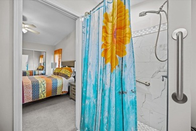 Seller is highly motivated and must sell this stunning - photo 25