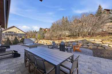 Reservoir-view mountain contemporary living in Deer Mountain: - photo 34