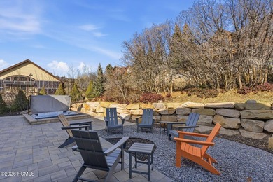Reservoir-view mountain contemporary living in Deer Mountain: - photo 36