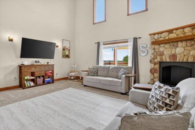 Spacious, thoughtfully designed, & set on a beautifully flat 1 - photo 7