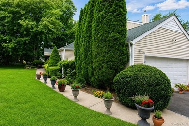 Welcome to this beautifully updated and freshly painted - photo 2