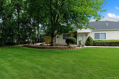 Welcome to this beautifully updated and freshly painted - photo 5