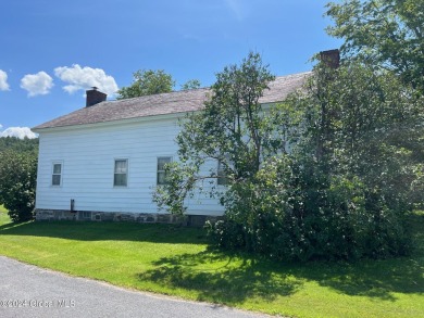 Lake Home Sale Pending in Putnam, New York