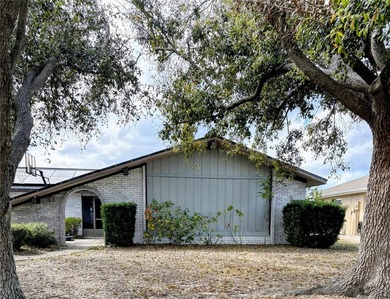 Lake Henry - Charlotte County Home For Sale in Punta Gorda Florida