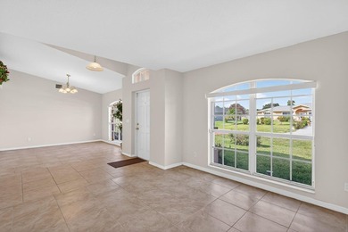 Rare find in the heart of Port St. Lucie! This solid home - photo 4