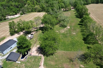 Four-Bedroom Hobby Farm Near Glade Top Trail on 3.5 - photo 3
