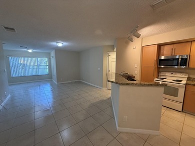 Spectacular 2BR / 2BA condo in Coral Key. This first floor unit - photo 3