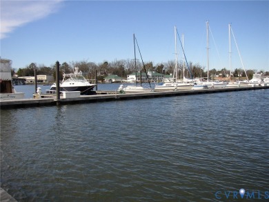 Rappahannock River Lot For Sale in Urbanna Virginia