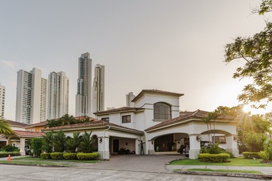 Located in the exclusive community of Costa del Este, within - photo 1