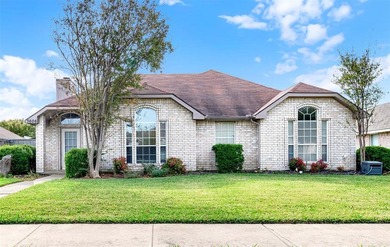 Lake Ray Hubbard Home For Sale in Rowlett Texas