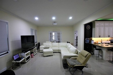 Huge Colonial, first floor is a After School facility, 2nd floor - photo 3