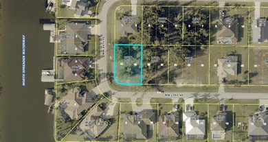 OVERSIZED CORNER LOT located in Cape Coral! NO HOA FEES! Perfect - photo 1