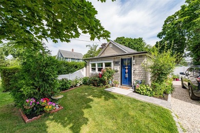 Welcome to this beautifully renovated and meticulously - photo 4