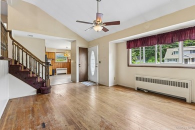 Bring your vision and unlock the potential in this 4-bedroom, 1 - photo 4