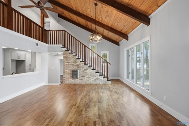 Waterfront cabin on Lake Guntersville! Completely renovated 4 - photo 5