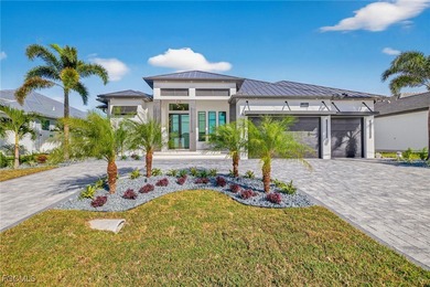 Cape Coral Lakes Area Home For Sale in Cape Coral Florida