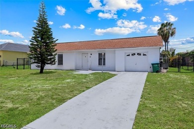 Welcome to this inviting pool home located in the heart of Cape - photo 4