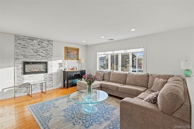 Prepare To Be In Awe When You See This Stunning Waterfront - photo 4