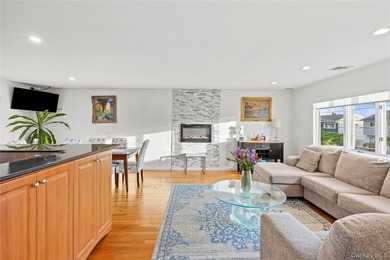 Prepare To Be In Awe When You See This Stunning Waterfront - photo 6
