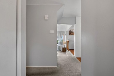 LOCATION, LOCATION, LOCATION!! Welcome to this beautifully - photo 19