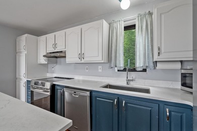 LOCATION, LOCATION, LOCATION!! Welcome to this beautifully - photo 21