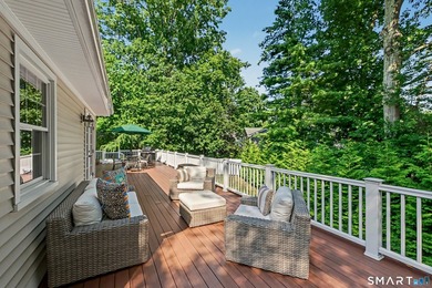From the moment you arrive, the incredible curb appeal sets the - photo 30