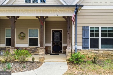 This true craftsman's style ranch located in the desirable lake - photo 2
