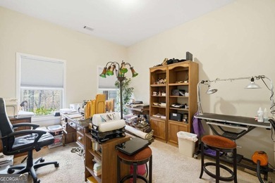 This true craftsman's style ranch located in the desirable lake - photo 7