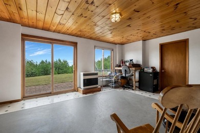 LOCATION, LOCATION, LOCATION!! Welcome to this beautifully - photo 42