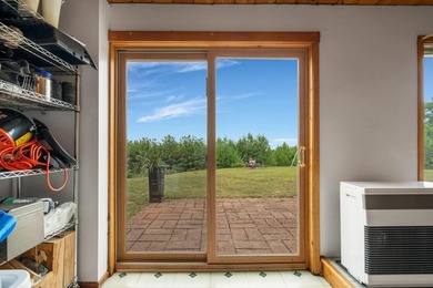 LOCATION, LOCATION, LOCATION!! Welcome to this beautifully - photo 44