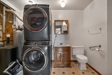 LOCATION, LOCATION, LOCATION!! Welcome to this beautifully - photo 45